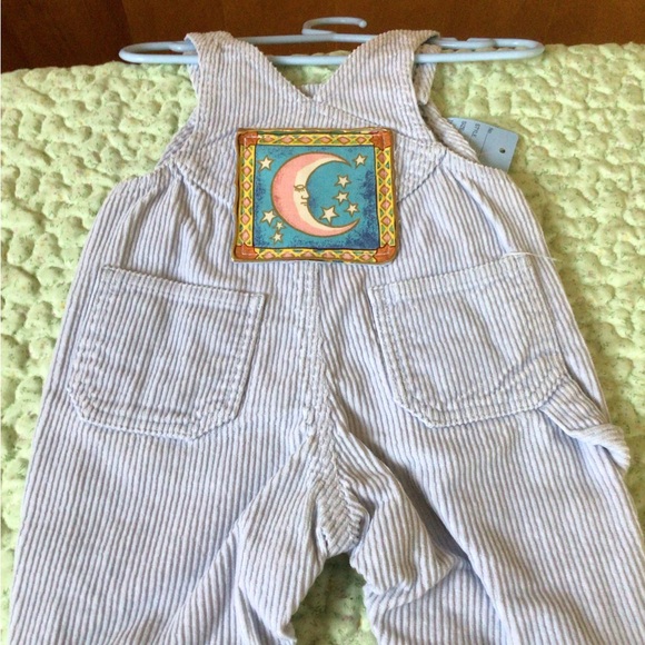 Baby Oshkosh  6 month overalls in corduroy - Picture 3 of 4